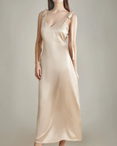 Robe de Soie à Liens sur Épaules